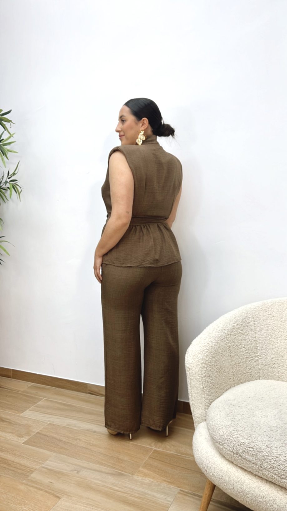 Conjunto Valery Marrón