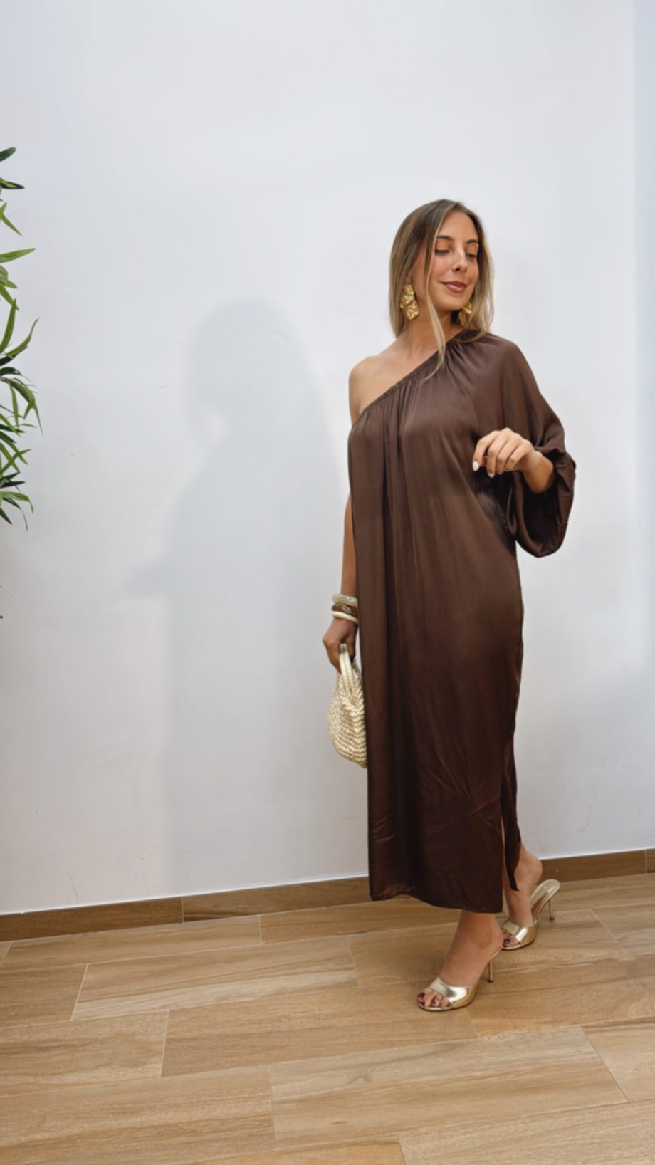 Vestido Asimétrico Marrón Chocolate