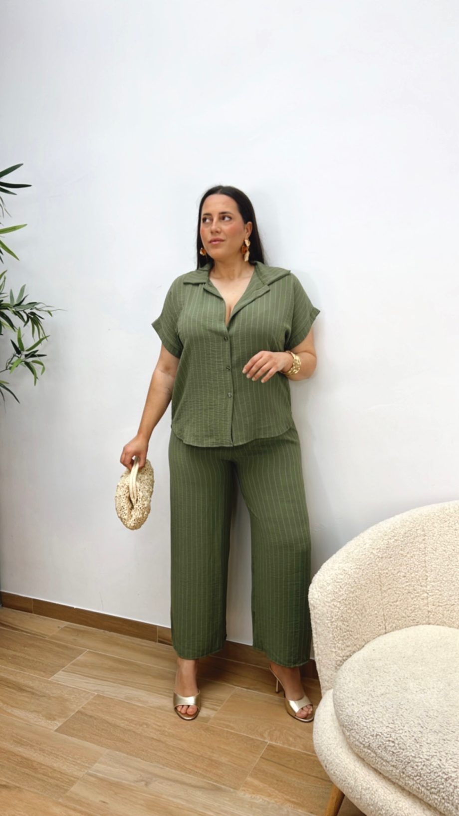 Conjunto Fluido Raya Diplomática Caqui
