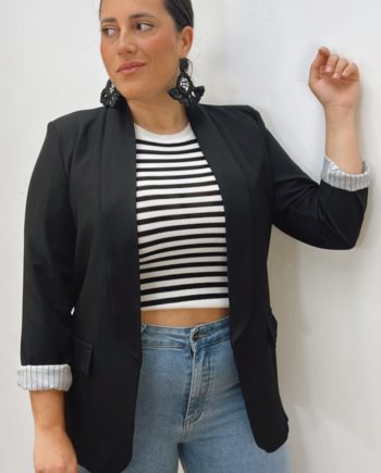 Blazer Vuelta Rayas Negra