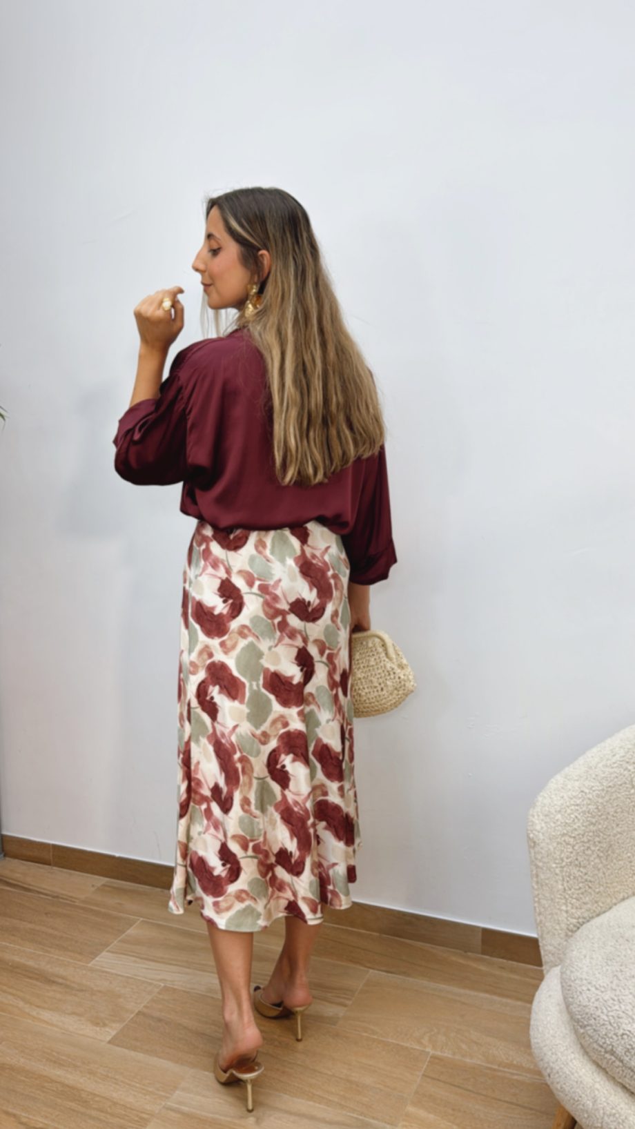Falda Satinada Estampada Burdeos