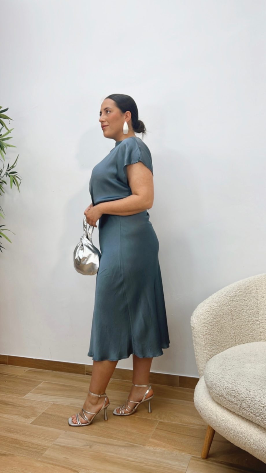 Blusa Satinada Tipo Capa Azul