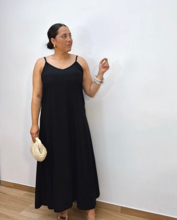 Vestido Fluido Hombreras Negro