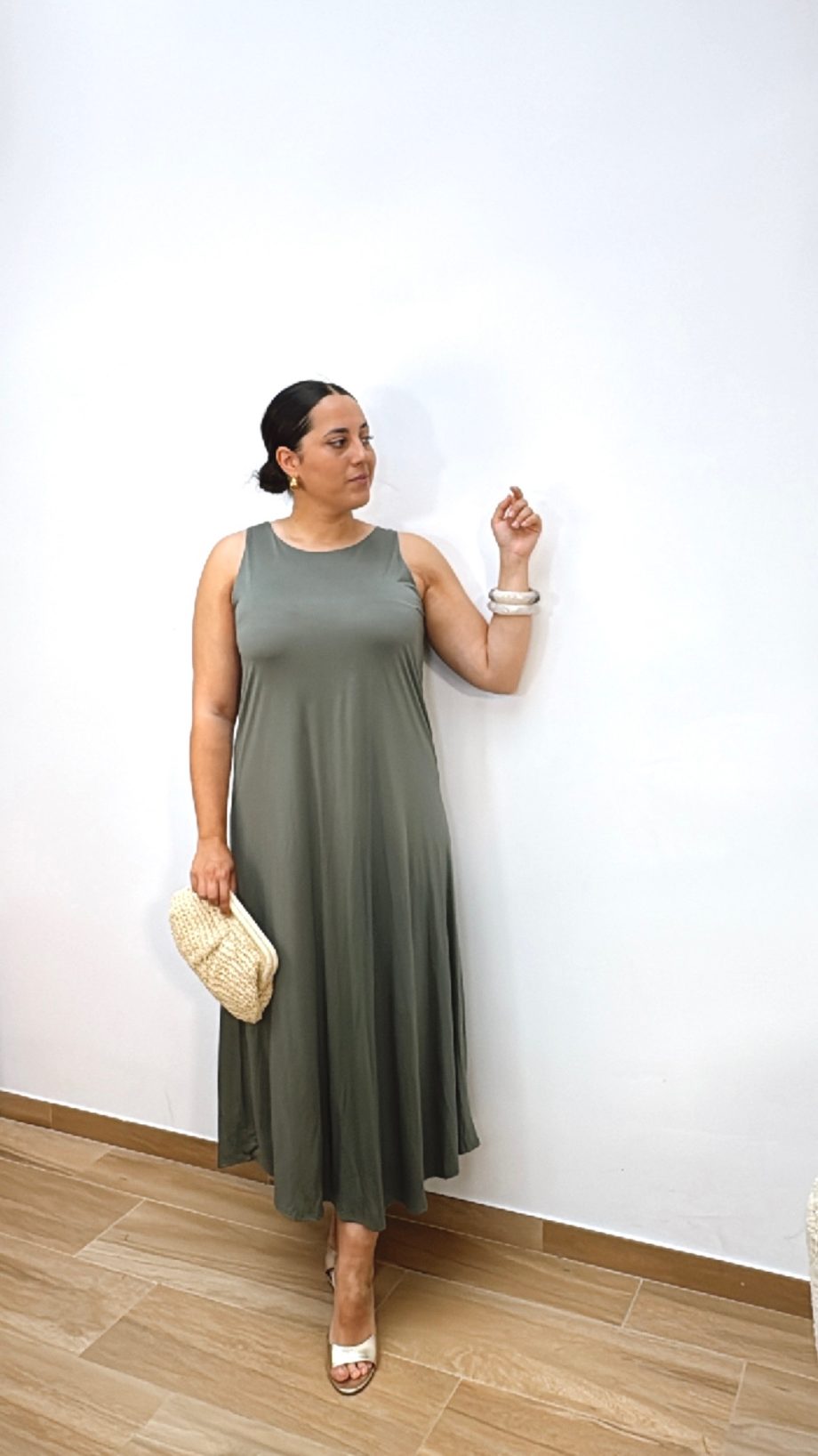 Vestido Básico Licra Fría Caqui