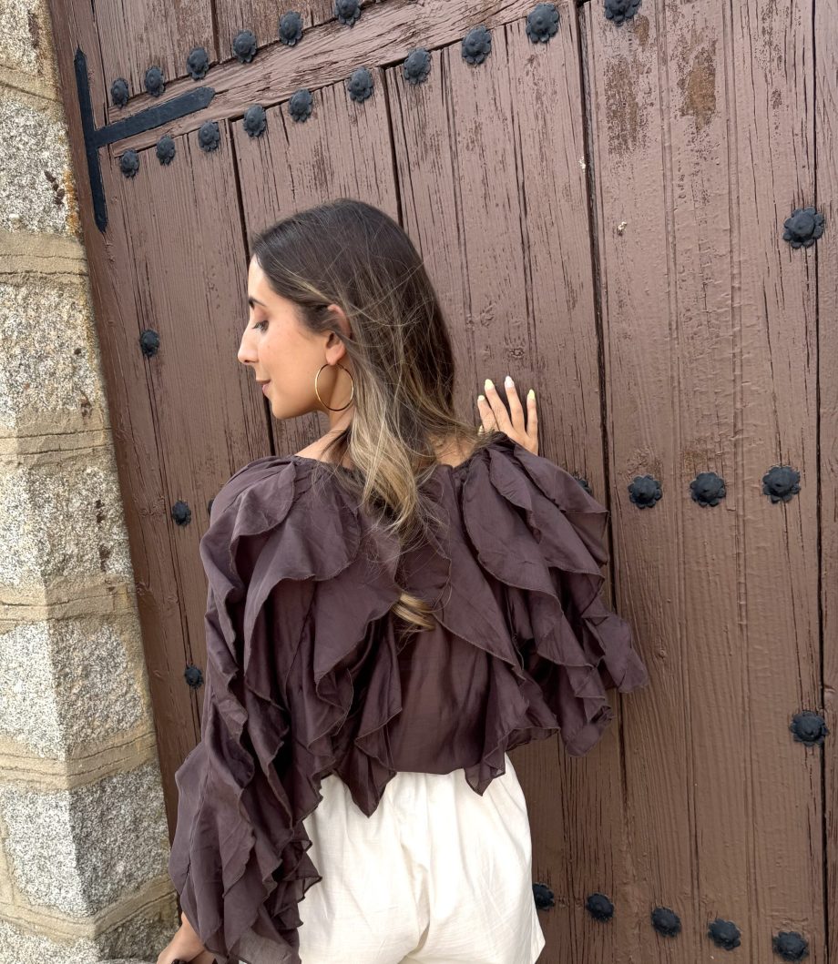 Blusa Volantes Chocolate