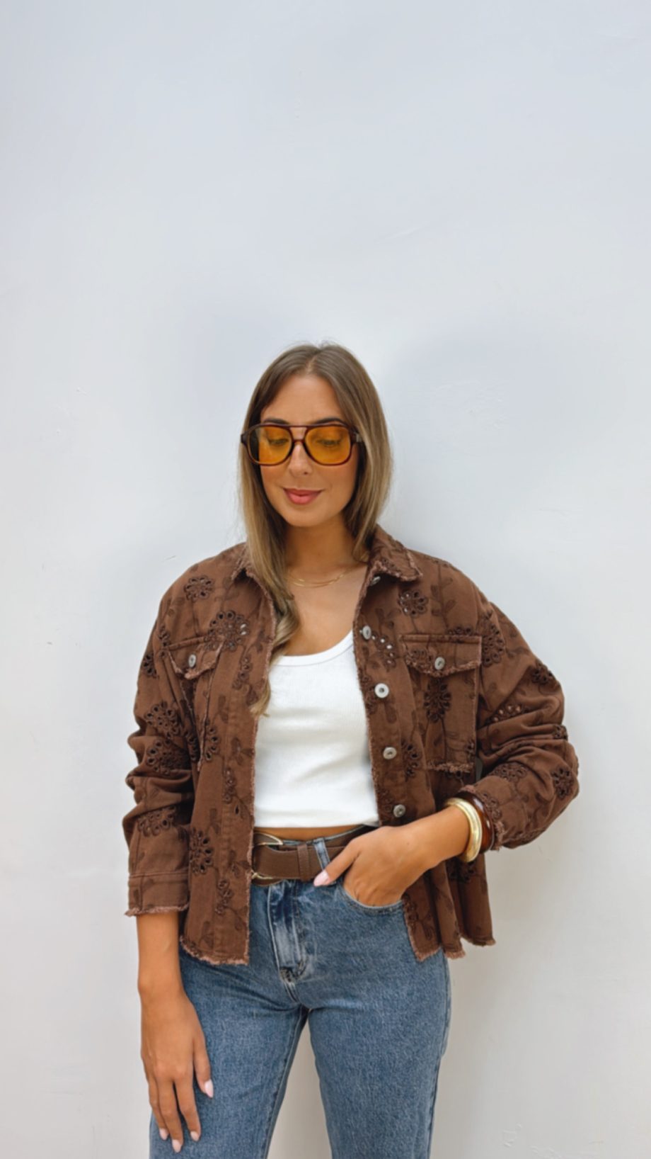 Sobrecamisa Perforada Chocolate