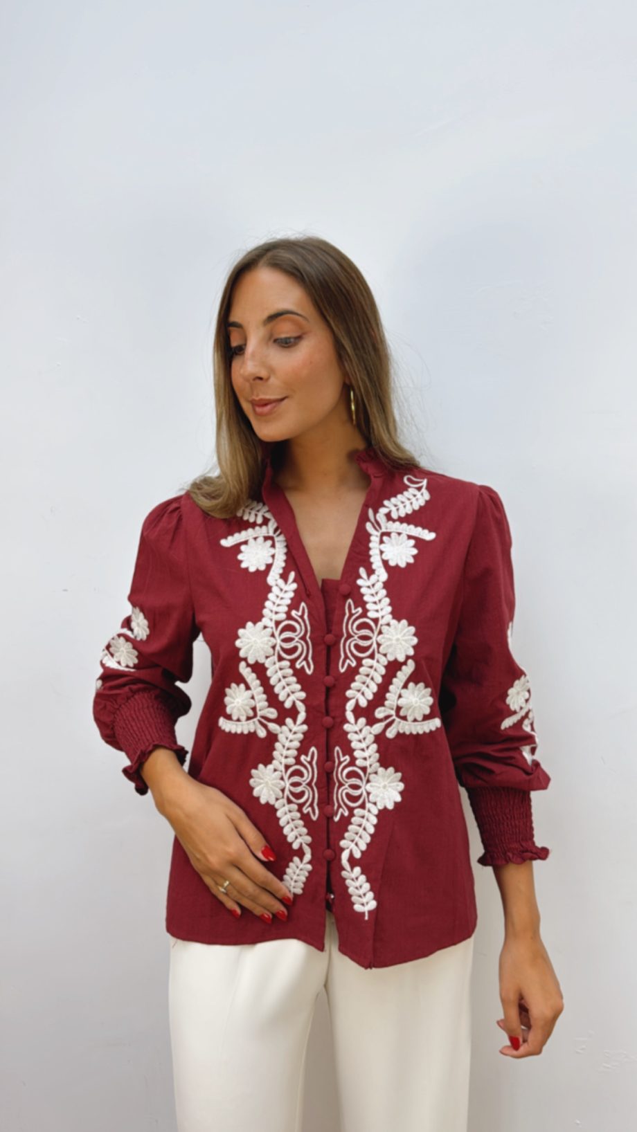 Blusa Burdeos Bordada