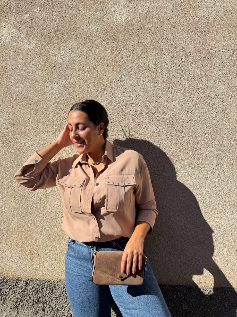 Camisa Tachuelas Camel