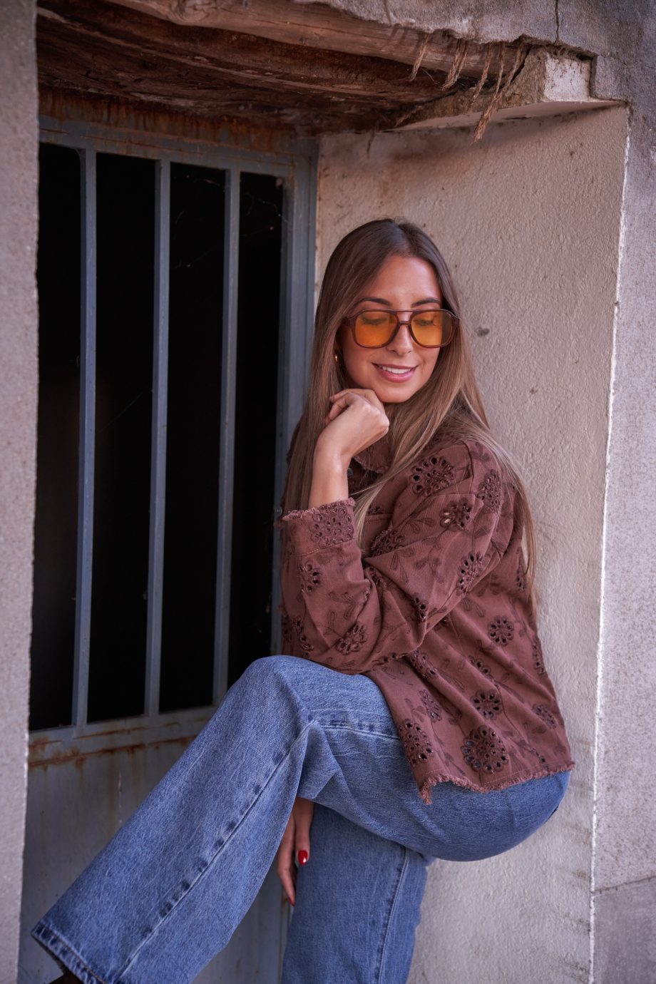 Sobrecamisa Perforada Chocolate