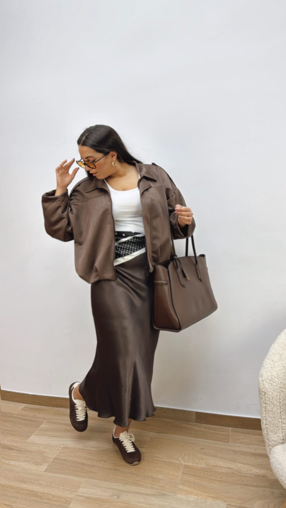Chaqueta Bomber Ante Chocolate