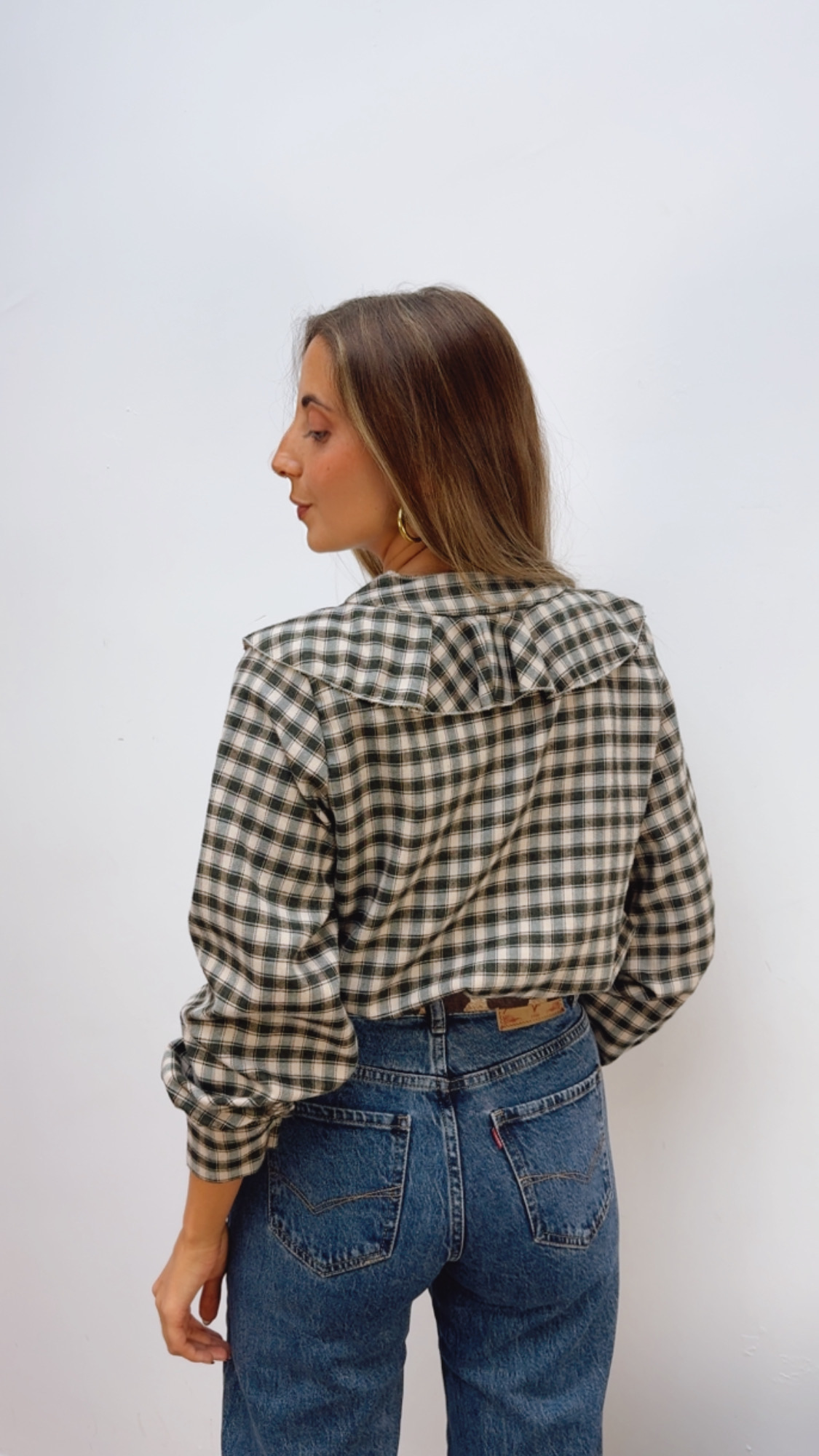 Blusa Cuadros Volante