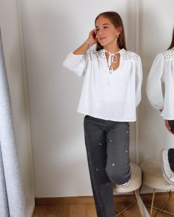Blusa Tachas Blanca
