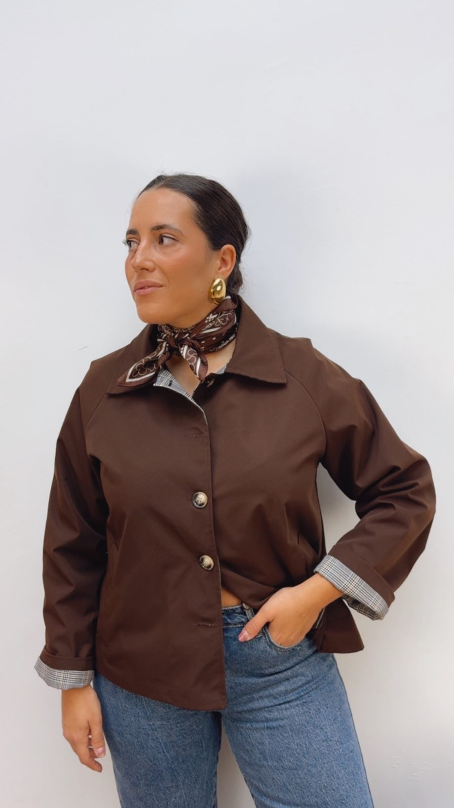 Chaqueta Corta Chocolate
