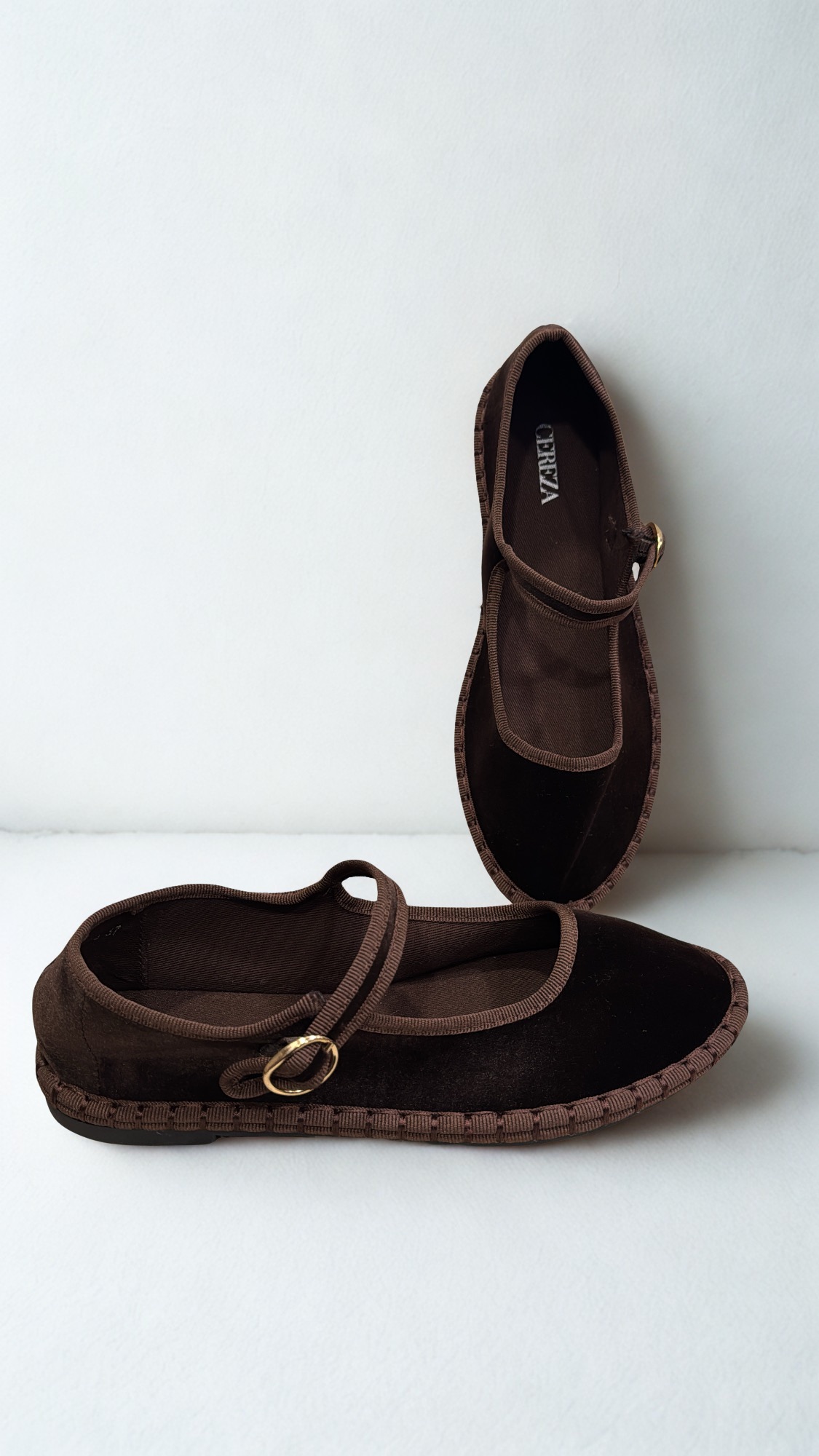 Bailarina Chocolate Terciopelo