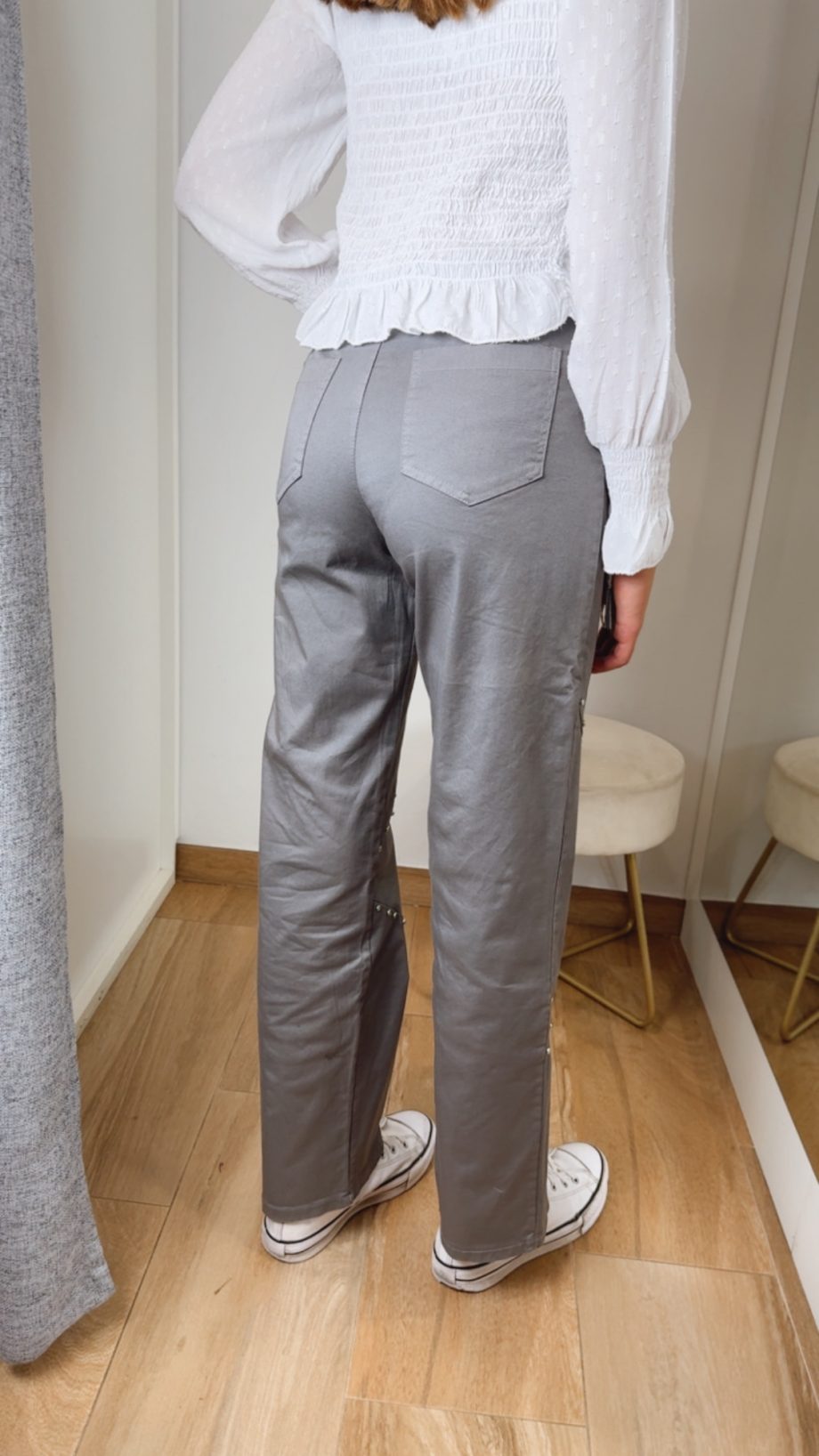 Pantalón Tachuelas Gris