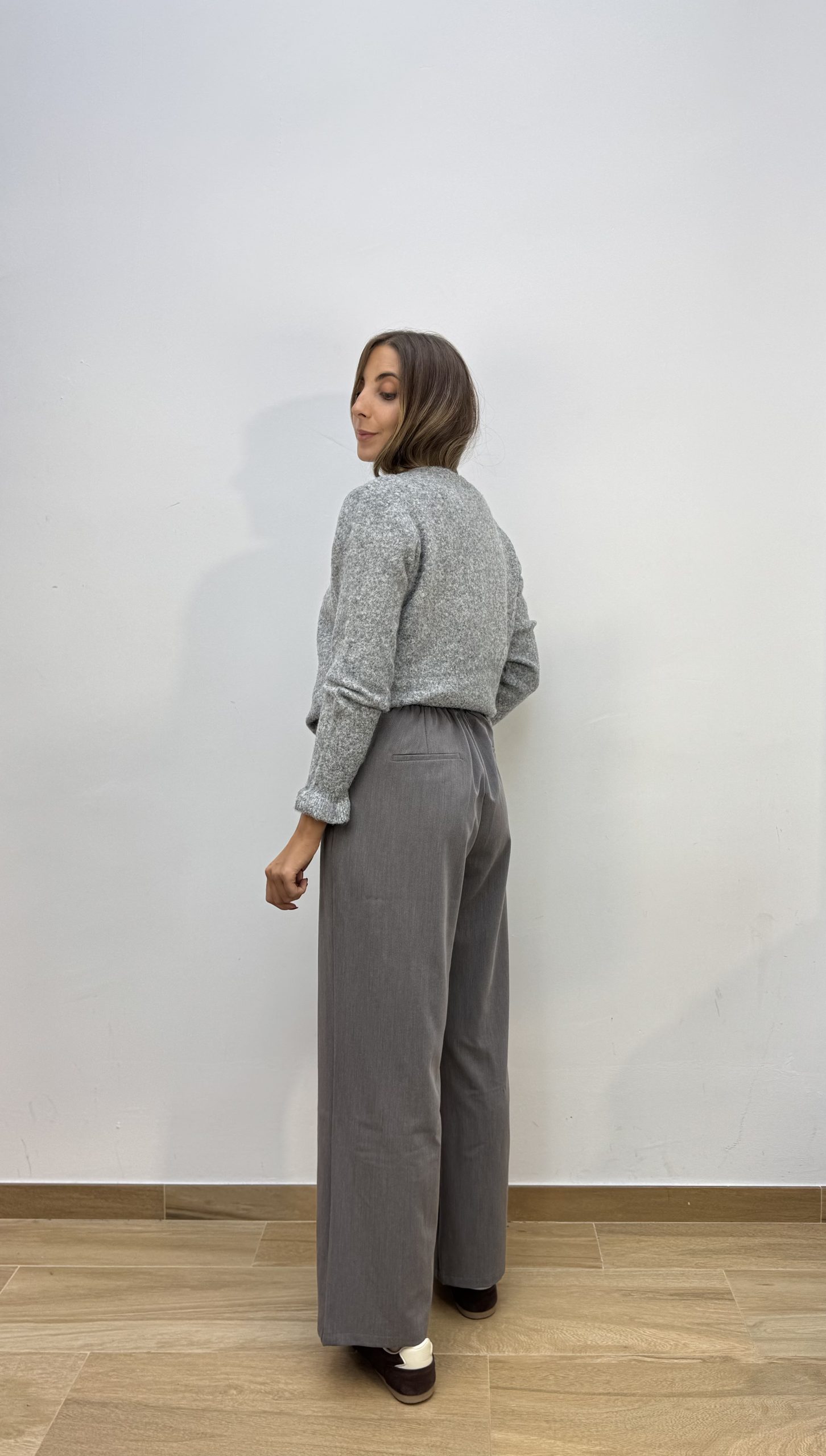 Pantalón Gris