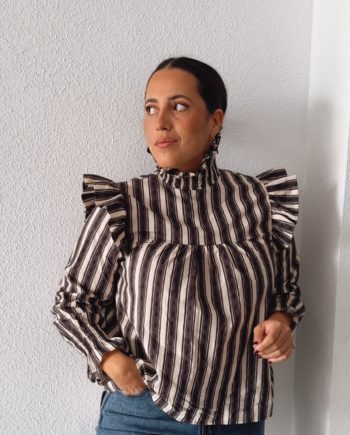 Blusa Cuello Raya Crudo & Gris Antracita