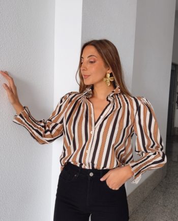 Blusa Cuello Ocre & Negro