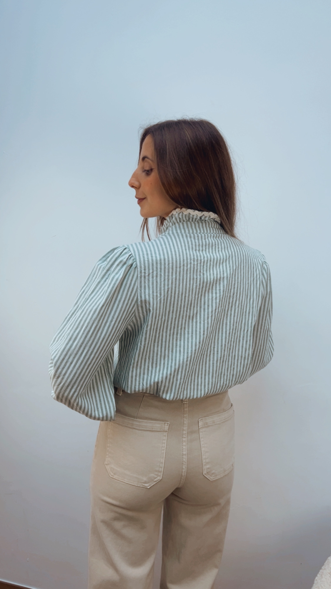 Blusa Bordada Raya Caqui