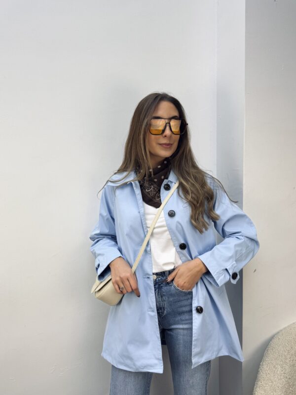 Gabardina Azul Cielo