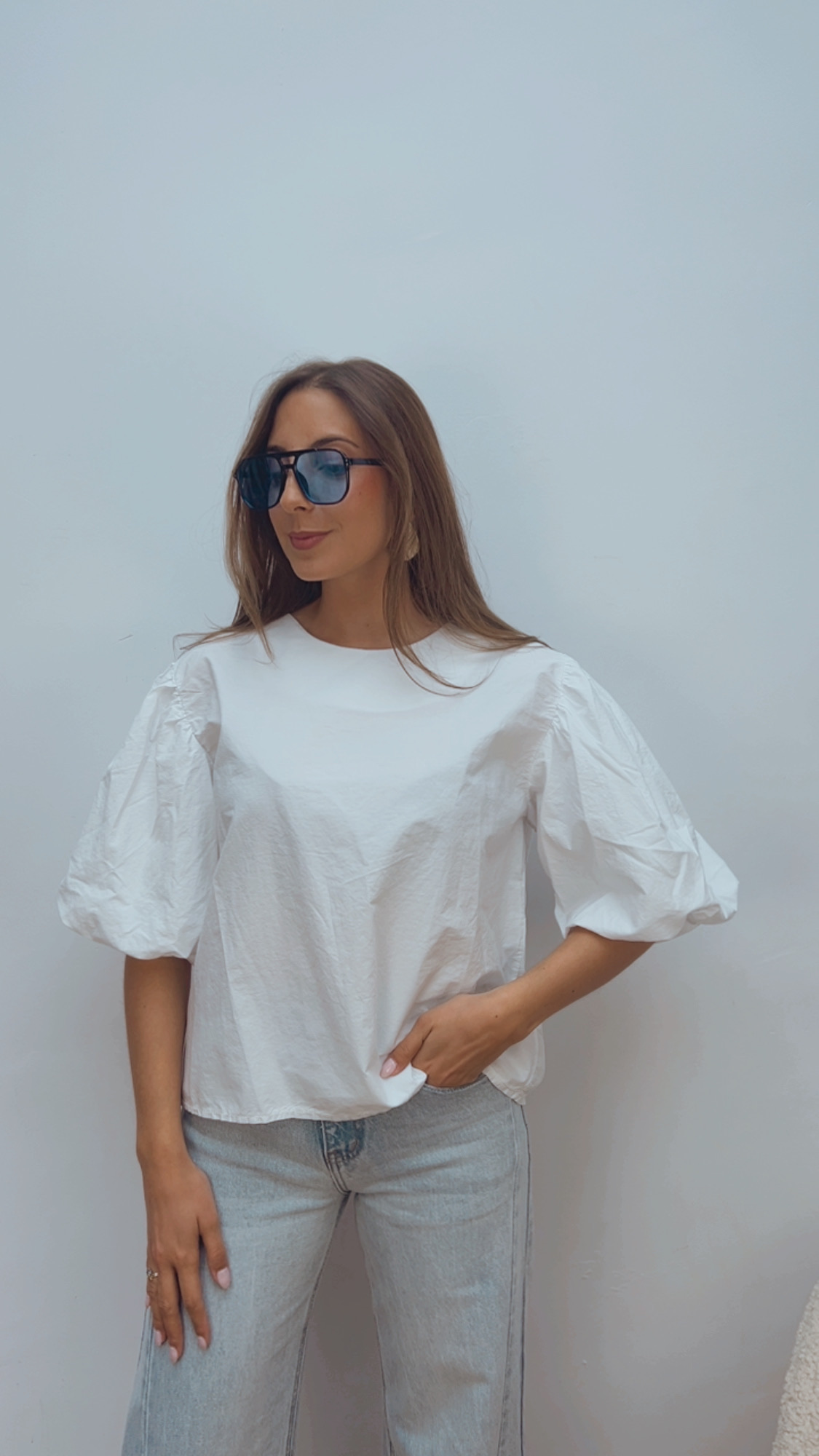 Blusa Blanca Abullonada
