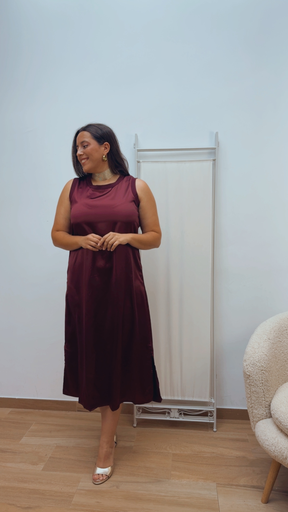 Vestido Satinado Burdeos