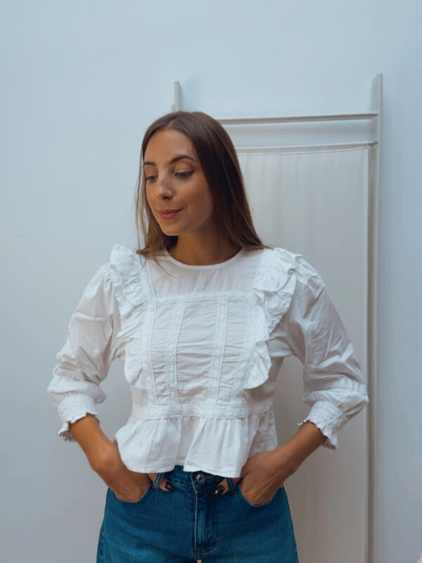 Blusa Blanca Volante & Jaretas