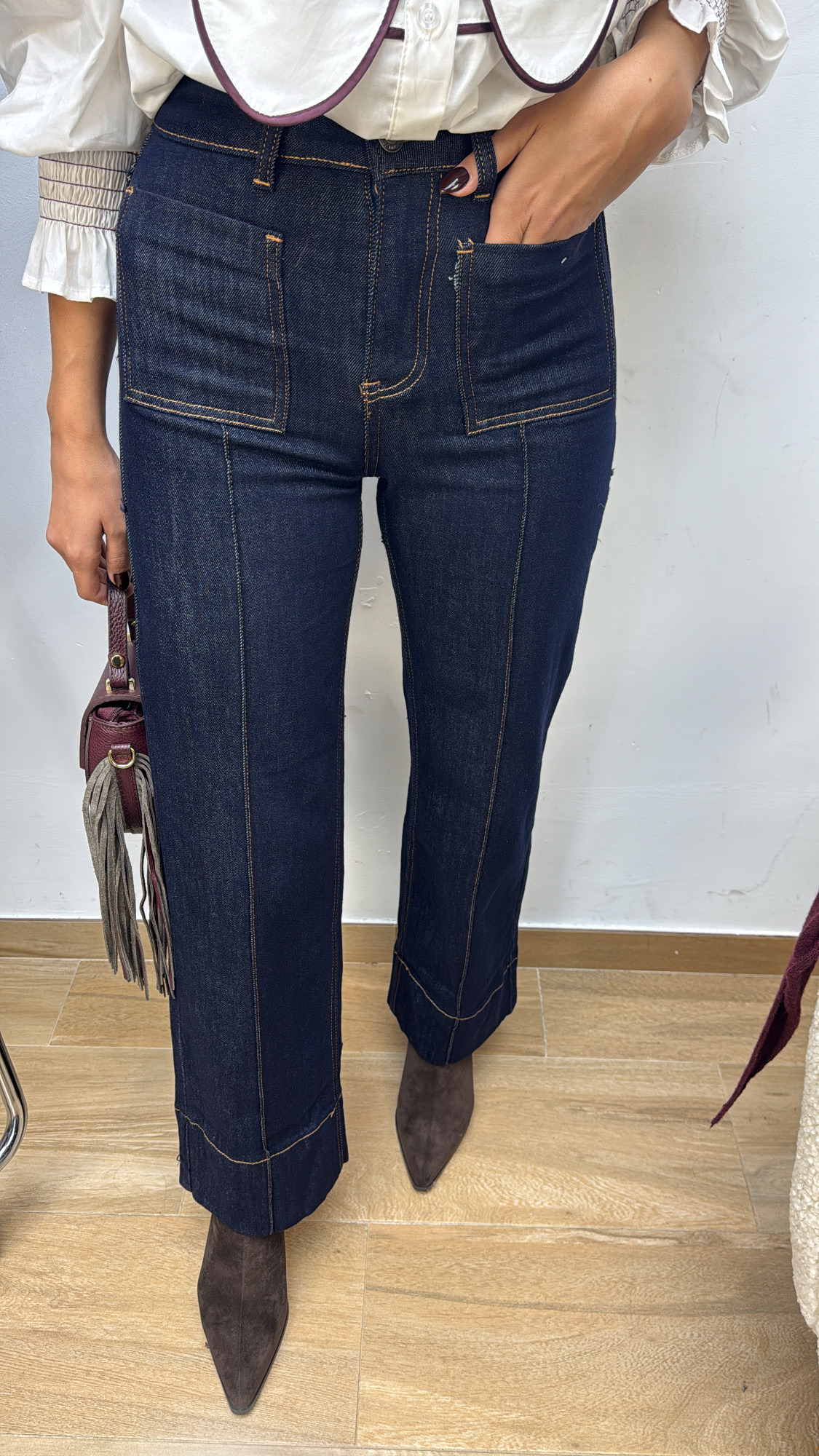 Jeans Pespuntes Bolsillos Delanteros