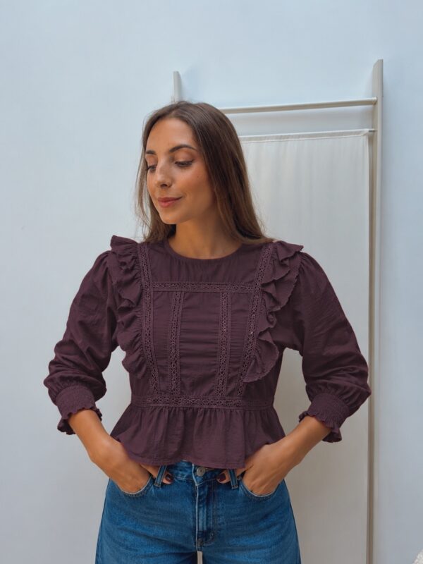 Blusa Vino Volante & Jaretas