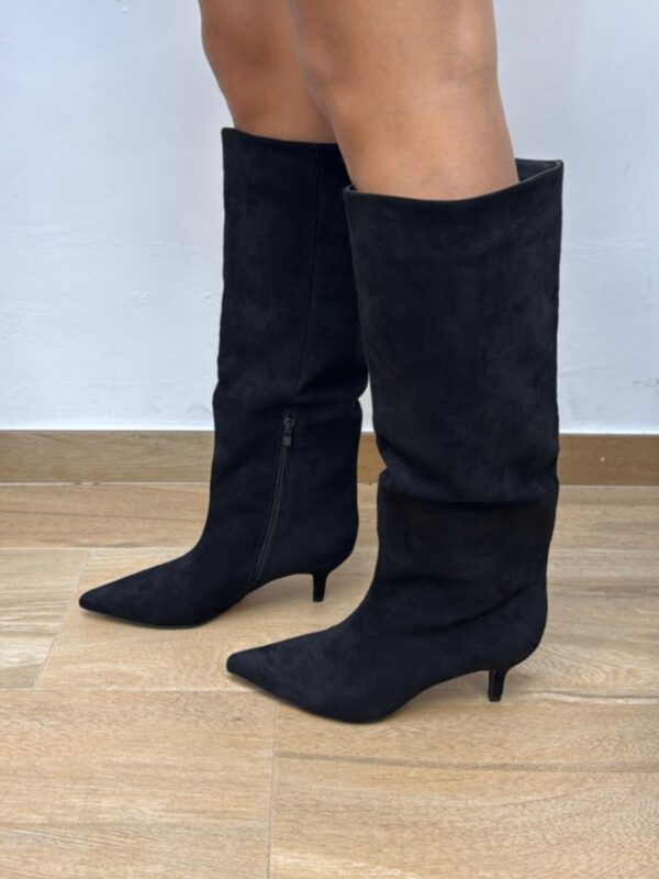 Bota Negra