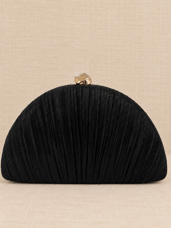 Bolso Negro Cadena Dorada