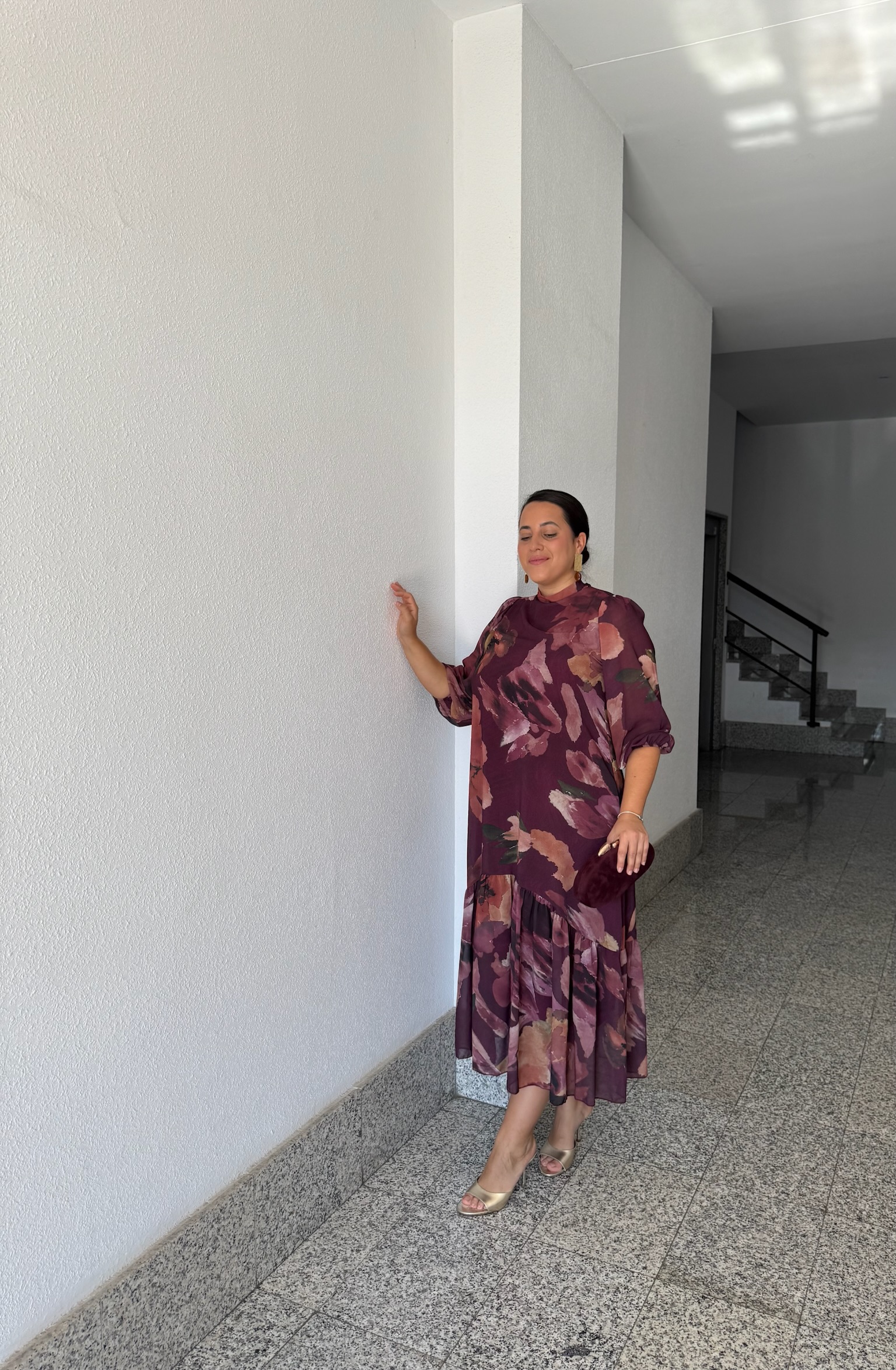 Vestido Gasa Volante Estampado Vino